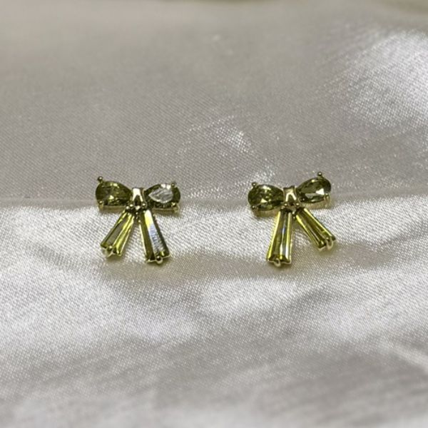 Imagem de Brinco laço peridoto zircônia  - 0528528